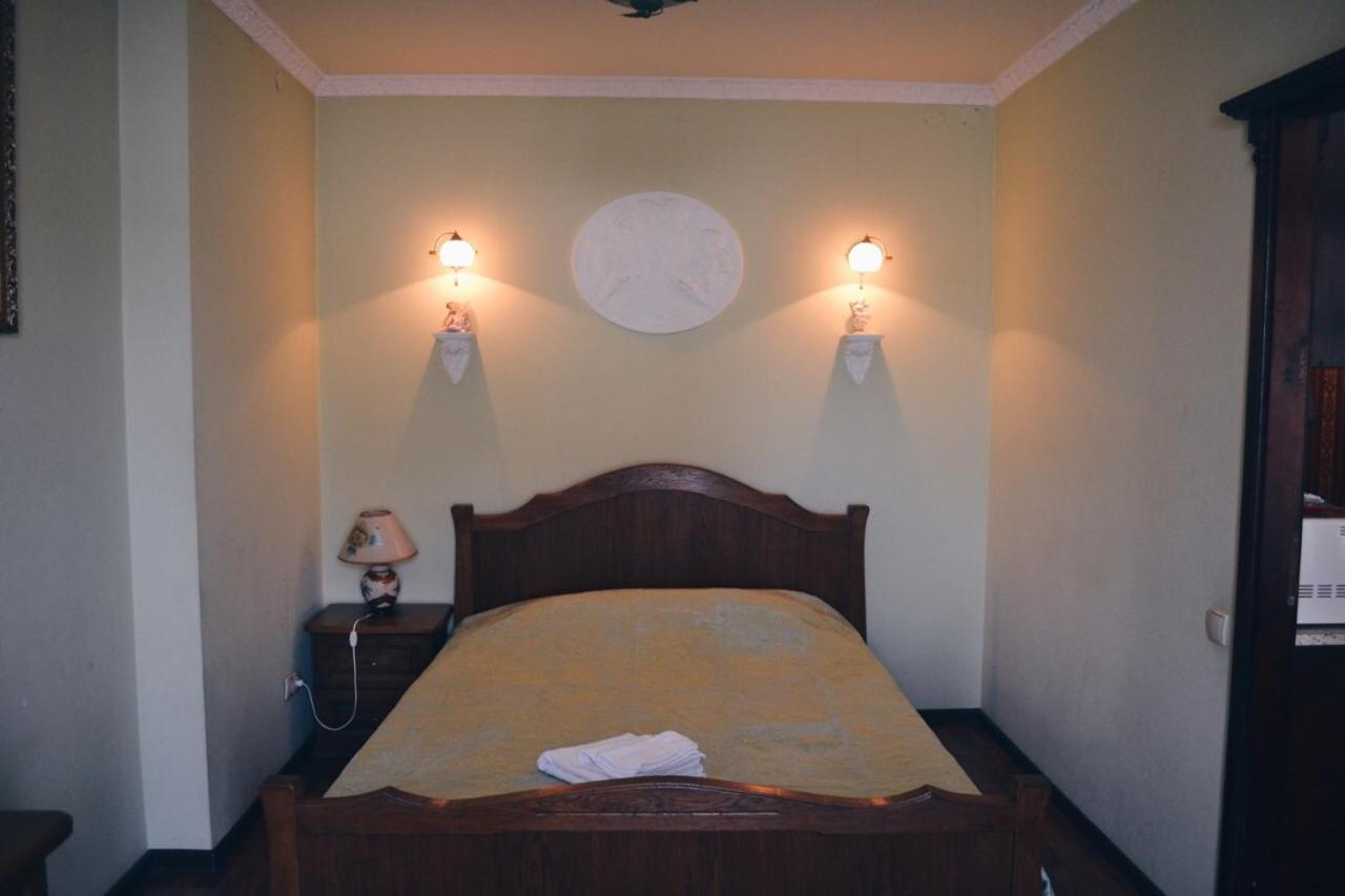 3-Room Apartments In Central City Lviv Eksteriør bilde